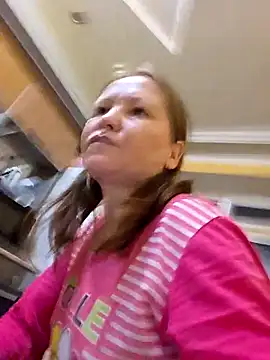 Snapshot of -Kathrine_kit- chatting on 26, 11, 2025 -Kathrine kit- online show from 26, 11, 2025