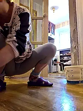 Snapshot of -Kathrine_kit- chatting on 4, 12, 2025 -Kathrine kit- online show from 4, 12, 2025