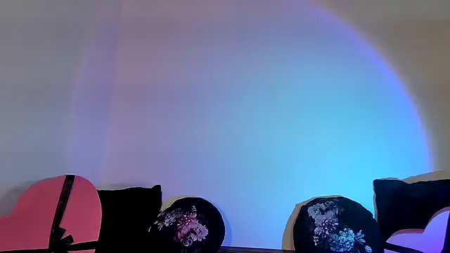 Snapshot of Rosemarie_Blu chatting on 21, 2, 2026 Rosemarie Blu online show from 21, 2, 2026