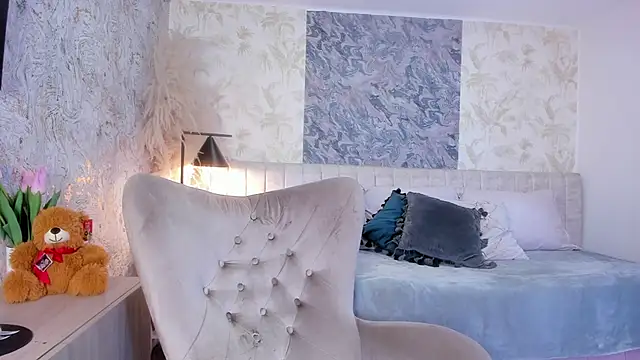 Snapshot of Liannaa_ chatting on 7, 11, 2025 Liannaa online show from 7, 11, 2025