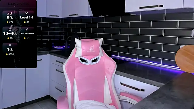 ShaiyaMinn3 online show from 11, 10, 2025