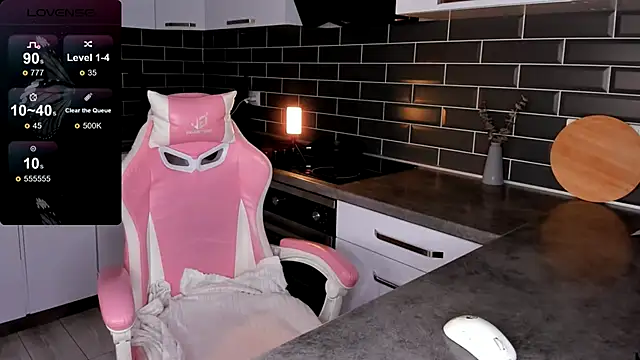 ShaiyaMinn3 online show from 19, 12, 2025