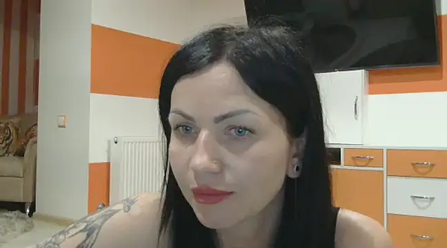 MystaLuuna online show from 11, 3, 2025