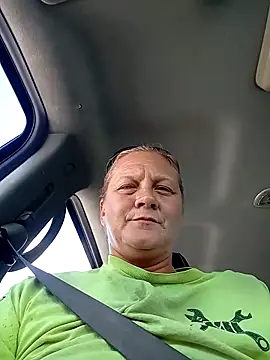 wetnwildforyou online show from 17, 10, 2025