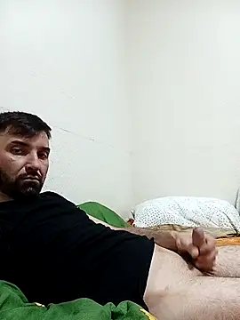 Snapshot of Max2025P chatting on 18, 11, 2025 Max2025P online show from 18, 11, 2025