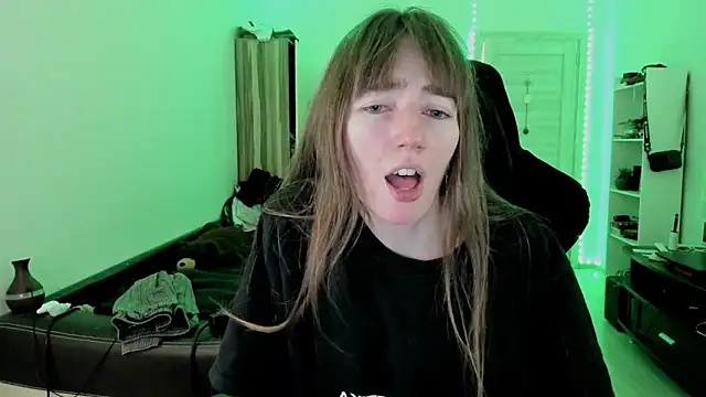 bekkawell online show from 8, 10, 2025