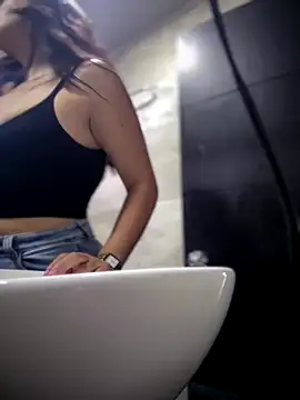 Snapshot of Mila_LS chatting on 18, 10, 2025 Mila LS online show from 18, 10, 2025