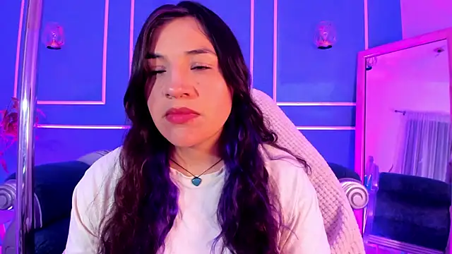 TaraTaylorr online show from 22, 12, 2025