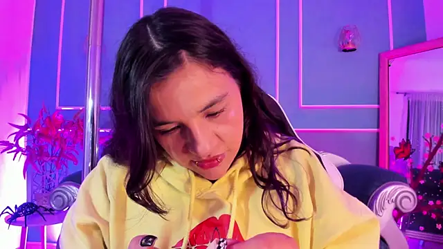 TaraTaylorr online show from 22, 2, 2026