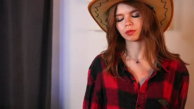 AmityDilley online show from 21, 10, 2025