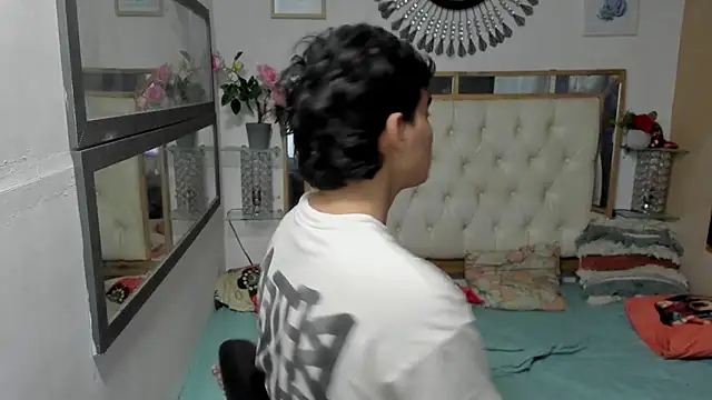 heiker  online show from 9, 10, 2025