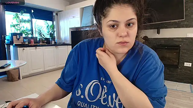 Layla- online show from 21, 3, 2025