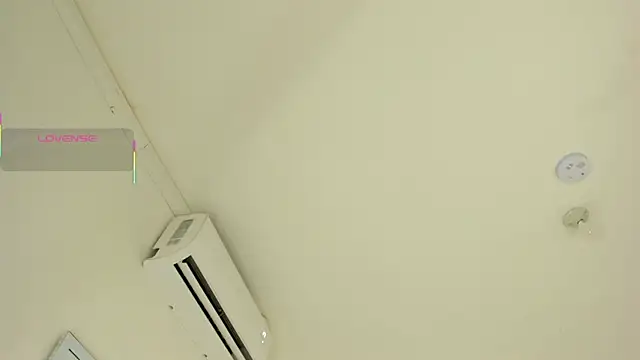 Emilly wilson  online show from 18, 10, 2025