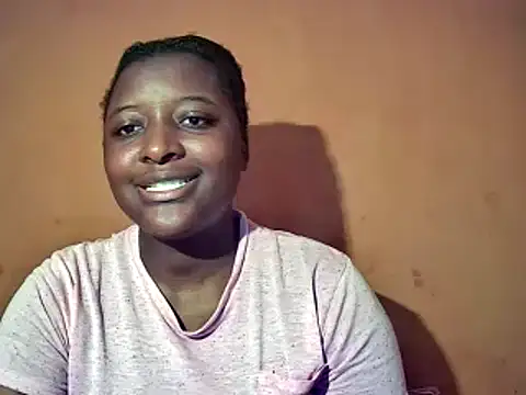 Snapshot of sexyhips2001 chatting on 14, 12, 2025 sexyhips2001 online show from 14, 12, 2025