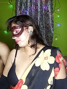 Snapshot of Exotic_couple_38 chatting on 31, 10, 2025 Exotic couple 38 online show from 31, 10, 2025