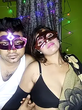 Snapshot of Exotic_couple_38 chatting on 1, 11, 2025 Exotic couple 38 online show from 1, 11, 2025