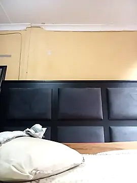 Snapshot of JuicyMilkyTizzy chatting on 28, 2, 2026 JuicyMilkyTizzy online show from 28, 2, 2026