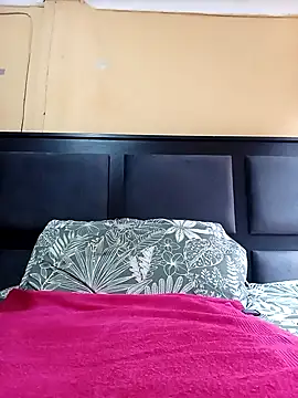 Snapshot of JuicyMilkyTizzy chatting on 16, 3, 2026 JuicyMilkyTizzy online show from 16, 3, 2026