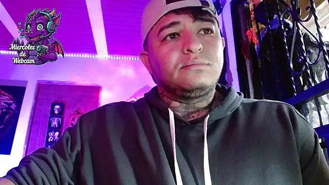 Snapshot of Strip_Classes_Col chatting on 8, 10, 2025 Strip Classes Col online show from 8, 10, 2025