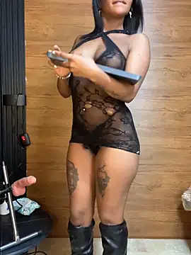 Snapshot of PinkyMoon chatting on 19, 2, 2026 PinkyMoon online show from 19, 2, 2026