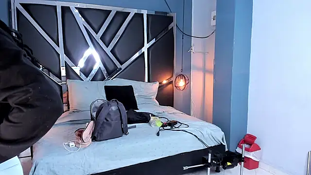 Snapshot of Melissa_23_ chatting on 20, 11, 2025 Melissa 23 online show from 20, 11, 2025