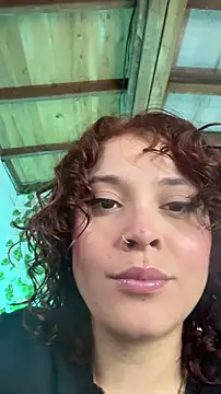 LiraSonnett online show from 16, 12, 2025