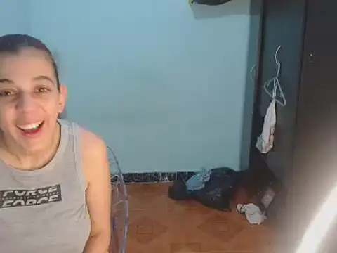 Snapshot of luli_angel chatting on 9, 9, 2025 luli angel online show from 9, 9, 2025