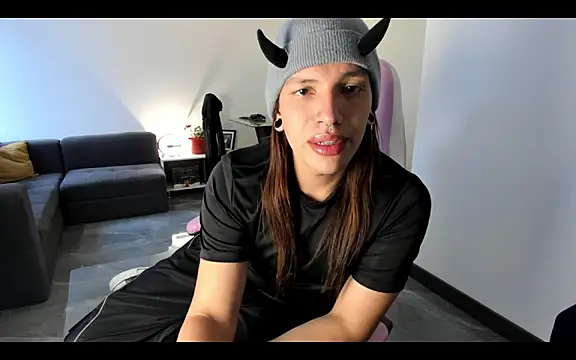 Snapshot of Loona_s chatting on 18, 9, 2025 Loona s online show from 18, 9, 2025