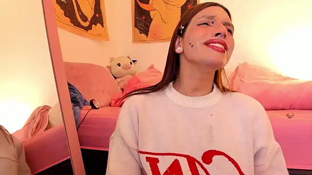 Snapshot of Loona_s chatting on 6, 10, 2025 Loona s online show from 6, 10, 2025