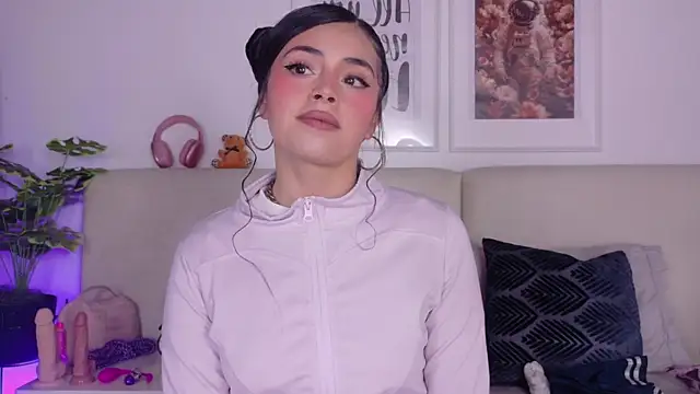 Snapshot of SaritaBratz chatting on 26, 2, 2026 SaritaBratz online show from 26, 2, 2026