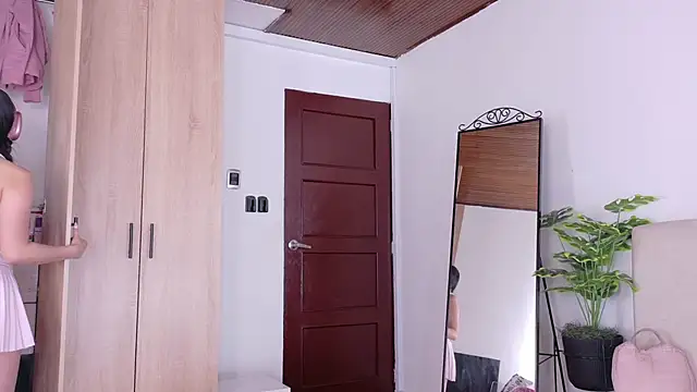 Snapshot of SaritaBratz chatting on 2, 3, 2026 SaritaBratz online show from 2, 3, 2026