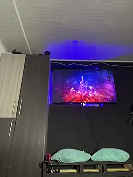 Snapshot of Miguel_bigcock chatting on 9, 3, 2025 Miguel bigcock online show from 9, 3, 2025