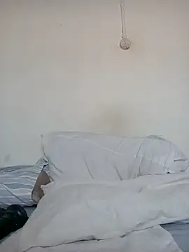 Missvixen81 online show from 17, 10, 2025