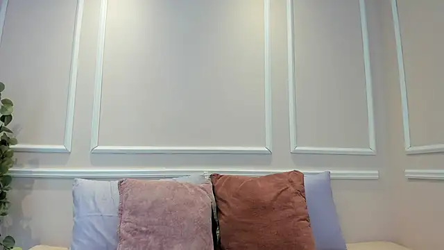 Lucy Canel online show from 16, 1, 2026