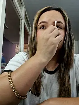 mandy-moore online show from 4, 2, 2026