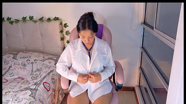 Snapshot of Be_Evil chatting on 23, 11, 2025 Be Evil online show from 23, 11, 2025