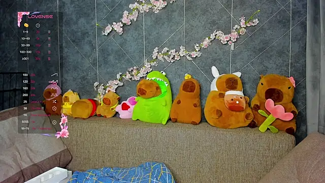 Snapshot of EvaTheHeart chatting on 10, 10, 2025 EvaTheHeart online show from 10, 10, 2025