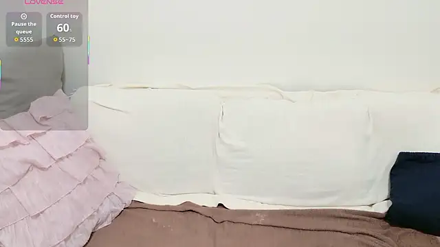 Snapshot of pppYukaqqq chatting on 7, 11, 2025 pppYukaqqq online show from 7, 11, 2025