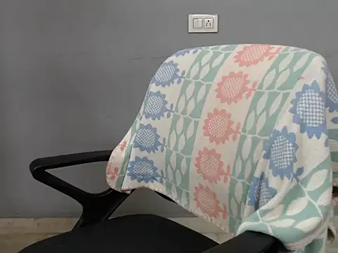 Snapshot of Surjeet_Kaur chatting on 14, 10, 2025 Surjeet Kaur online show from 14, 10, 2025