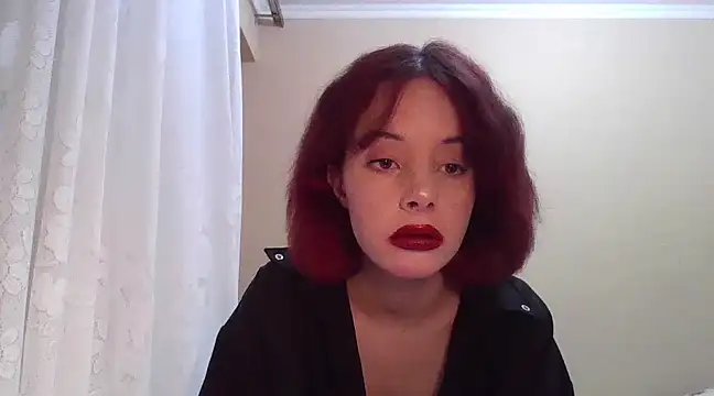  Amber Doll  online show from 9, 3, 2025
