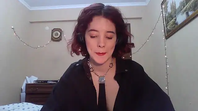  Amber Doll  online show from 17, 3, 2025