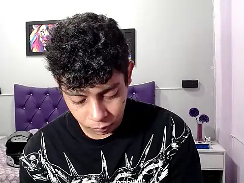 Snapshot of Alejandroo_22 chatting on 17, 10, 2025 Alejandroo 22 online show from 17, 10, 2025