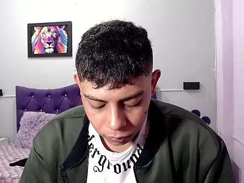 Snapshot of Alejandroo_22 chatting on 22, 10, 2025 Alejandroo 22 online show from 22, 10, 2025