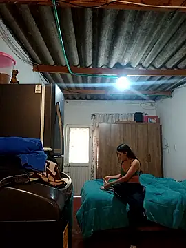 Snapshot of Valen_Person chatting on 25, 10, 2025 Valen Person online show from 25, 10, 2025