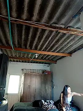 Snapshot of Valen_Person chatting on 1, 11, 2025 Valen Person online show from 1, 11, 2025