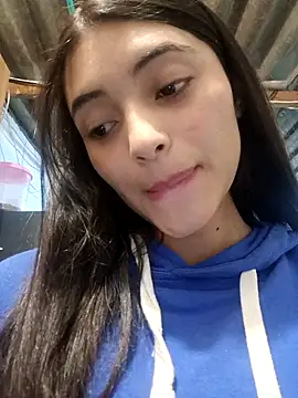 Snapshot of Valen_Person chatting on 2, 11, 2025 Valen Person online show from 2, 11, 2025