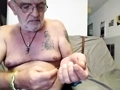 coolbrady17 online show from 19, 3, 2025
