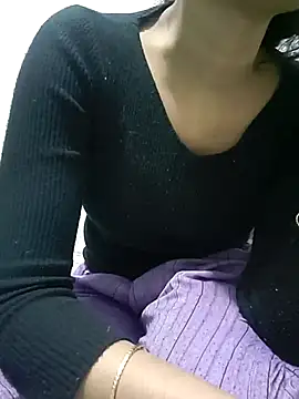 sexy-trisha1 online show from 8, 1, 2026