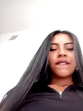 Devil AliceXo online show from 13, 3, 2025