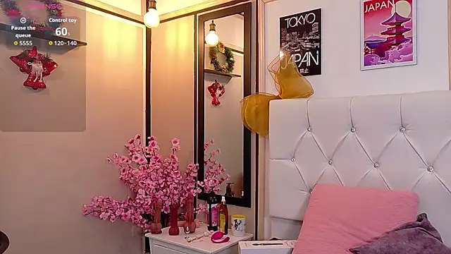 Devil AliceXo online show from 4, 12, 2025